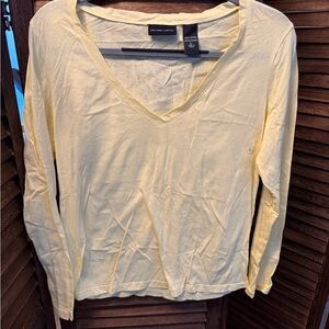 New York & Company Light Yellow V-Neck Long Sleeve Top